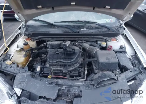 2011 Chrysler 200 Limited from USA, damaged, VIN 1C3BC2FGXBN568542